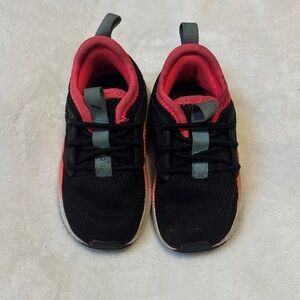Puma Kids Sneakers in Black and Pink